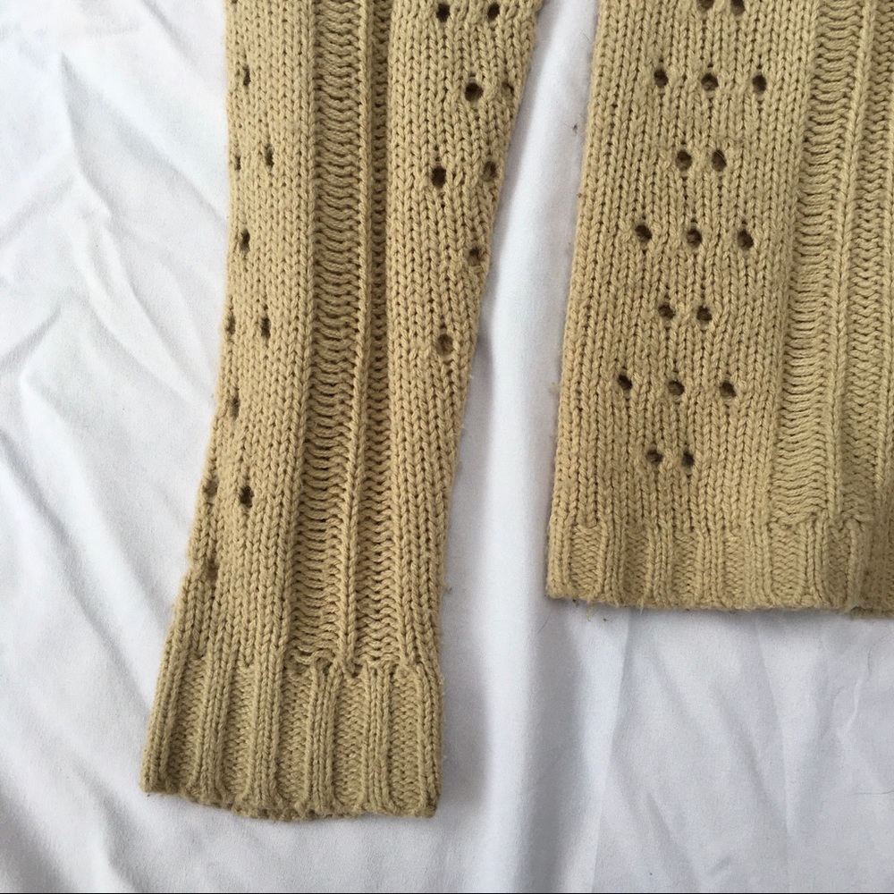 UO Urban Outfitters Tan Beige Camel Dotted Sweater - Picture 6 of 10